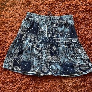 Patterned skirt